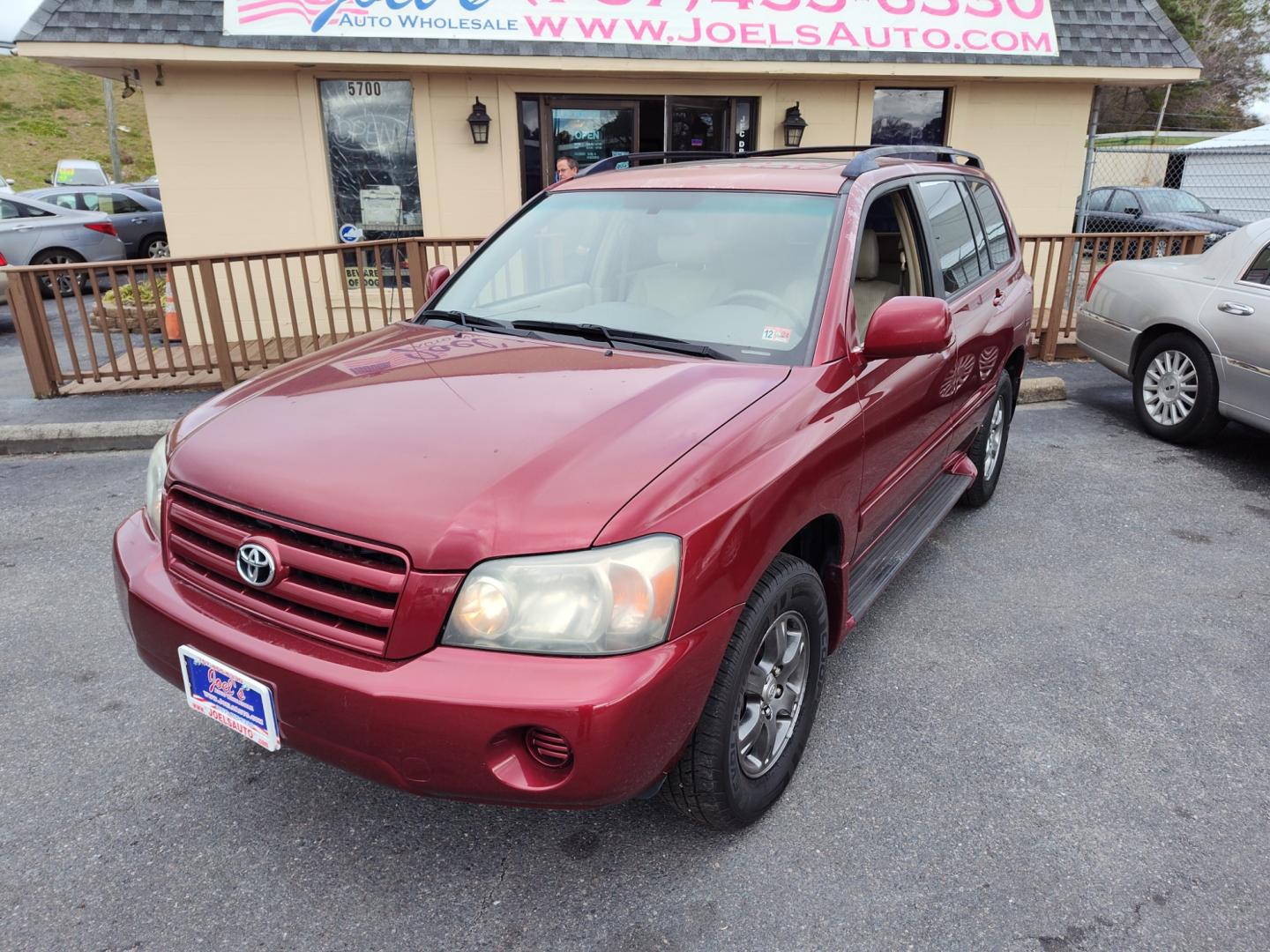 2004 Red Toyota Highlander (JTEEP21A840) , Automatic transmission, located at 5700 Curlew Drive, Norfolk, VA, 23502, (757) 455-6330, 36.841885, -76.209412 - Photo#5